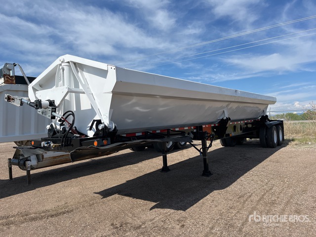 2014 Circle R SS402 34 ft T/A Side Dump Trailer | Ritchie Bros. Auctioneers