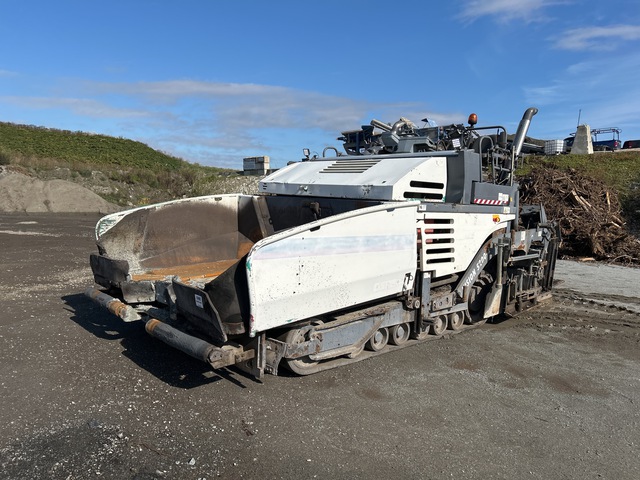 2011 Vogele VISION 5200-2 Track Asphalt Paver