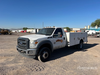 2016 Ford F-550 XL 4x2 Utility Truck