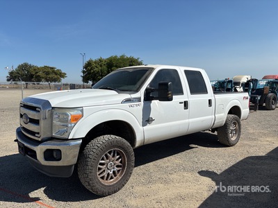 2015 Ford F-350 4x4 Crew Cab Pickup