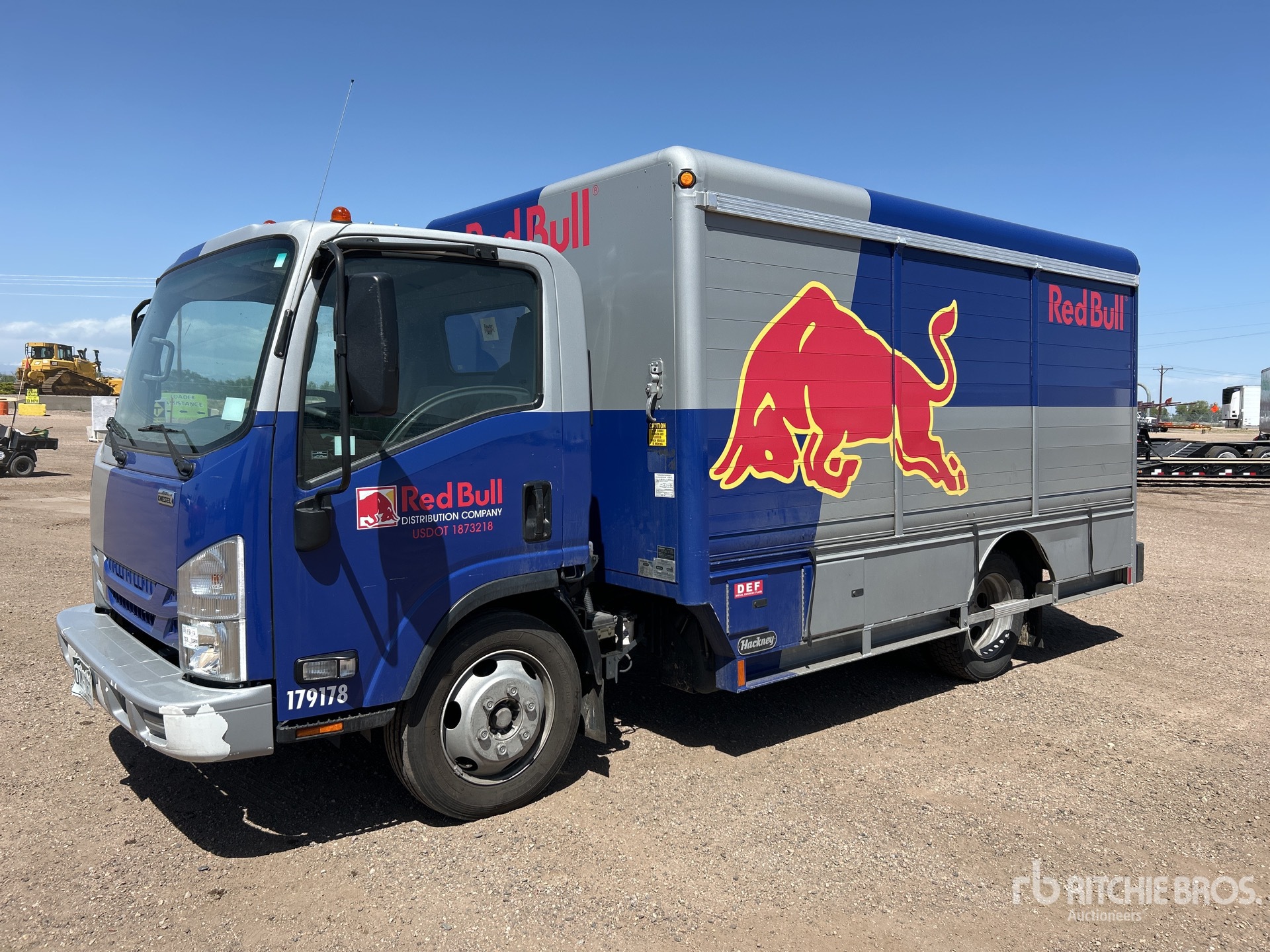 2017 Isuzu NRR 4x2 6 Bay COE Beverage Truck