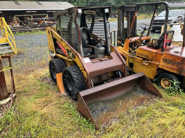 2011 Caterpillar 226B