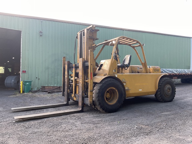 Cat AH52 52000 lb Pneumatic Tire Forklift
