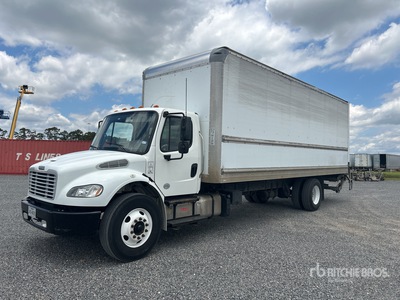 2018 Freightliner M2106 4x2 Furgoneta caja cerrada