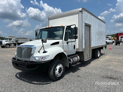 2019 International 4300 4x2 Furgonetka