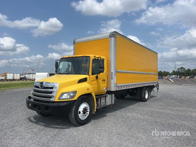 2020 Hino 268 4x2 Van Truck