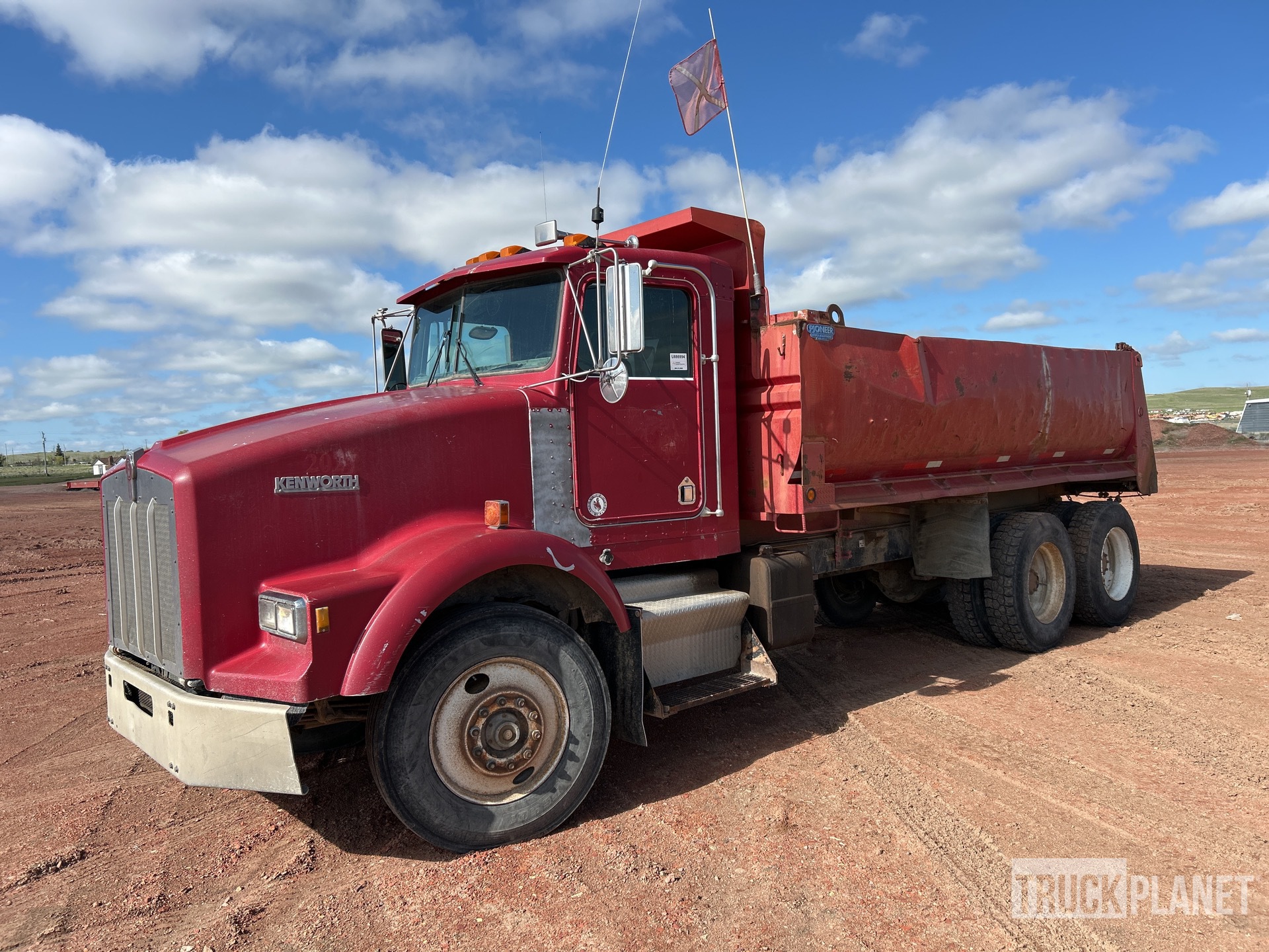 1992 Kenworth W900 6x4 T/A Camión dumper