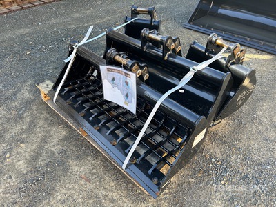 Quantity of (4) Q/C Benna per escavatore - Fits 1 - 2 ton (Unused)