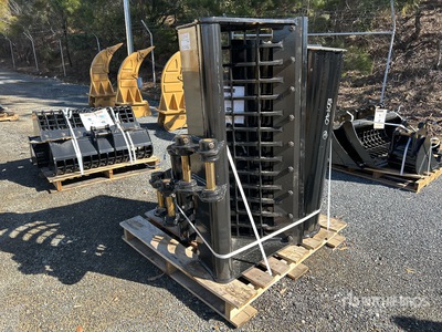Quantity of (4) Q/C Benna per escavatore - Fits 3 - 4 ton (Unused)