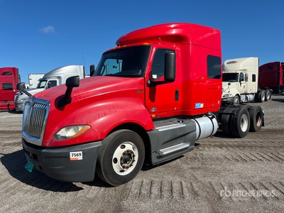 2018 International LT625 6x4 3- Achs Sattelzugmaschine mit Schlafkabine (Inoperable)
