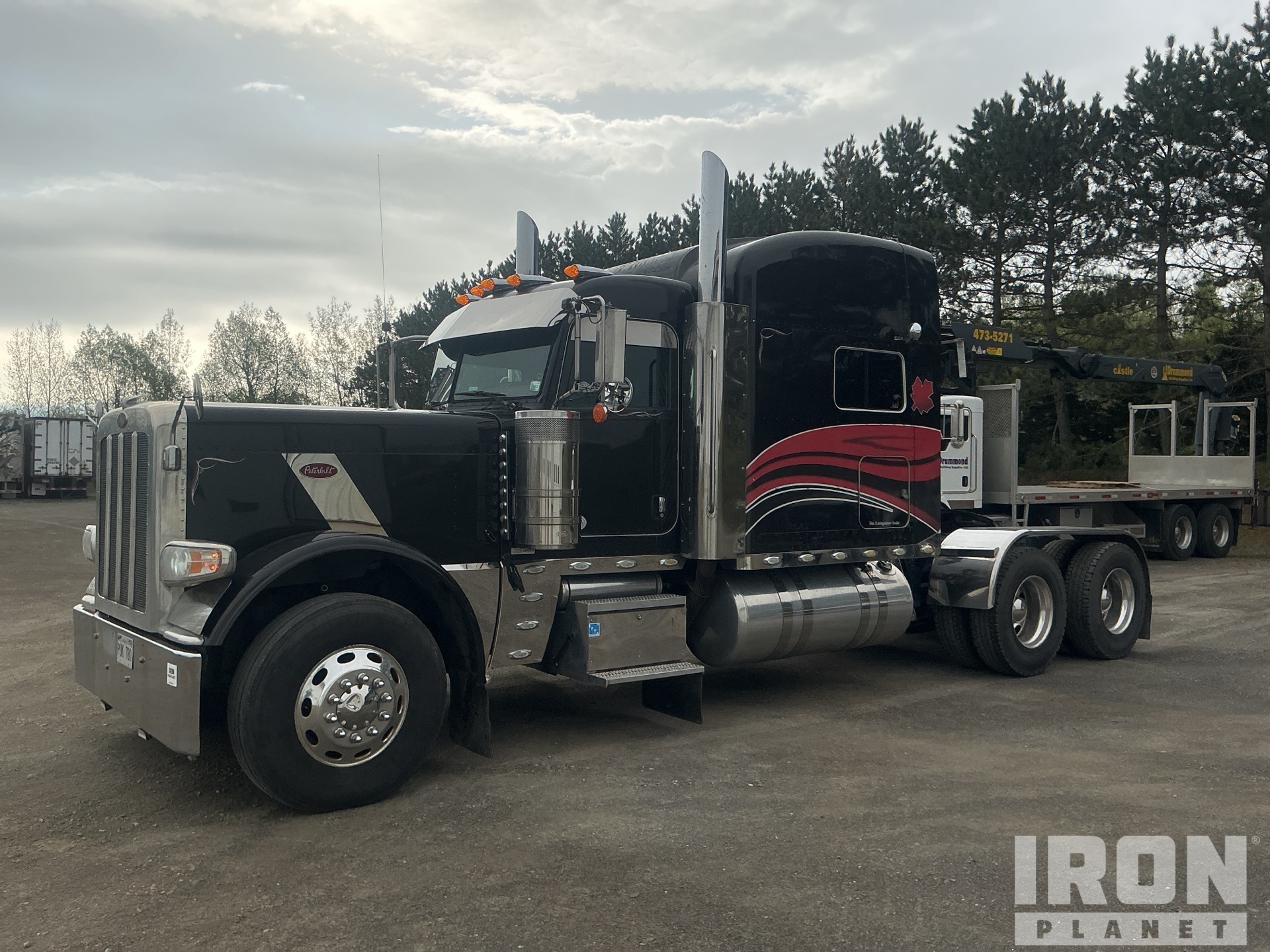 2012 Peterbilt 389 6x4 T/A Sleeper Truck Tractor