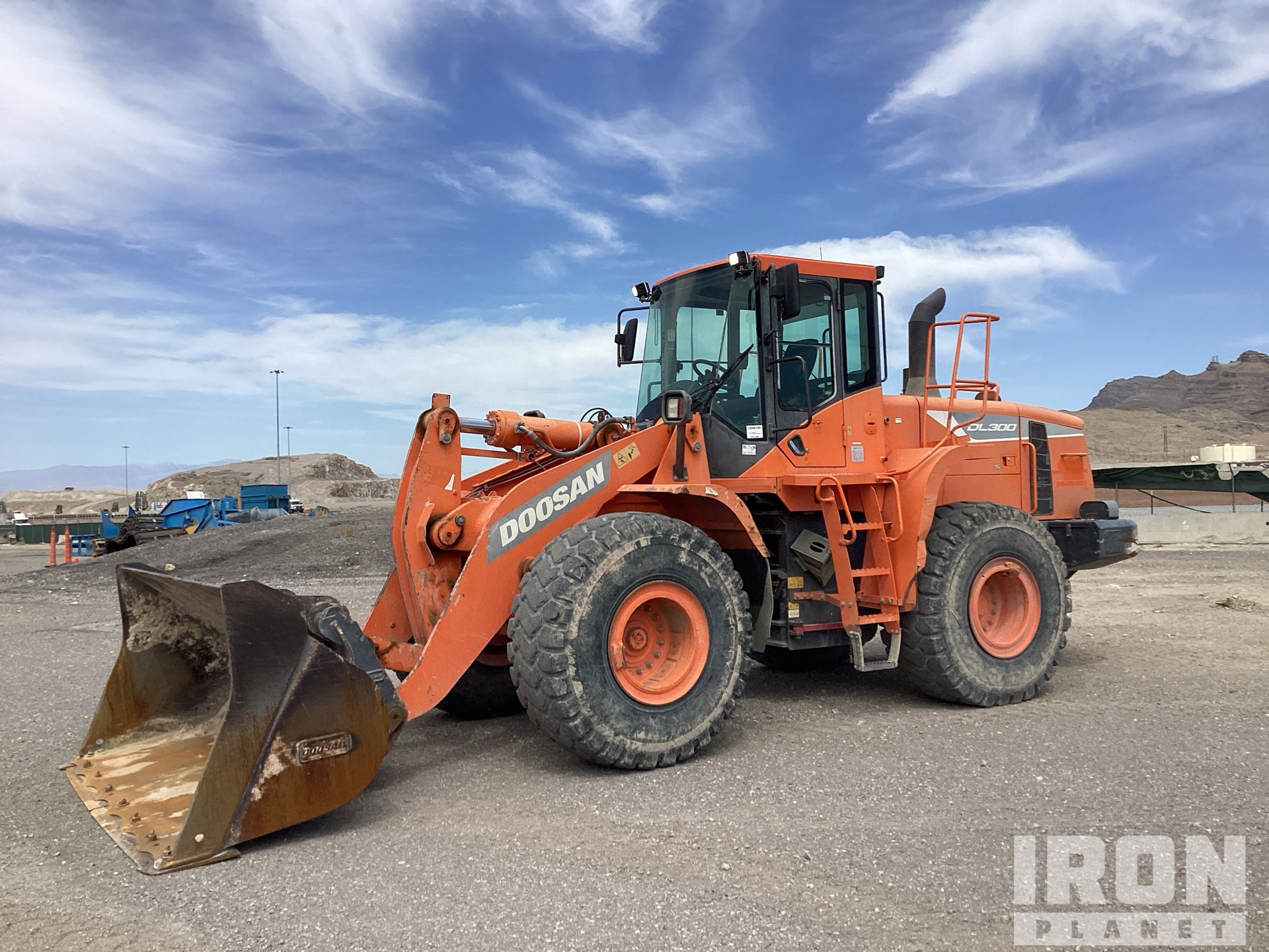 2017 Doosan DL300-5 Wheel Loader