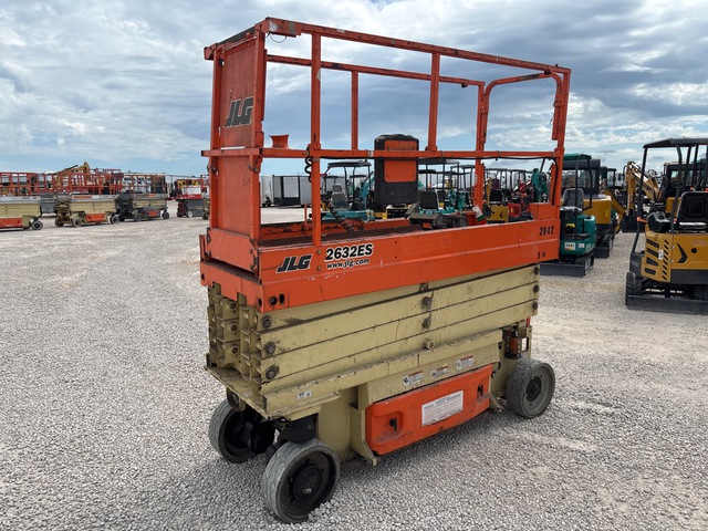 2015 JLG 2632ES Electric Scissor Lift 2015 JLG 2632ES Electric Scissor Lift