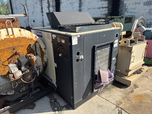 Ingersoll Rand Skid-Mounted Air Compressor