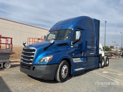 2019 Freightliner Cascadia 126 6x4 T/A Sleeper Truck Tractor