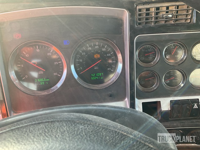 CAMIóN REVOLVEDOR 2007 KENWORTH MCNEILUS 11 CYD