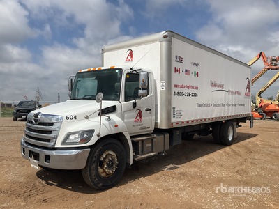 2020 Hino 338D 4x2 バントラック