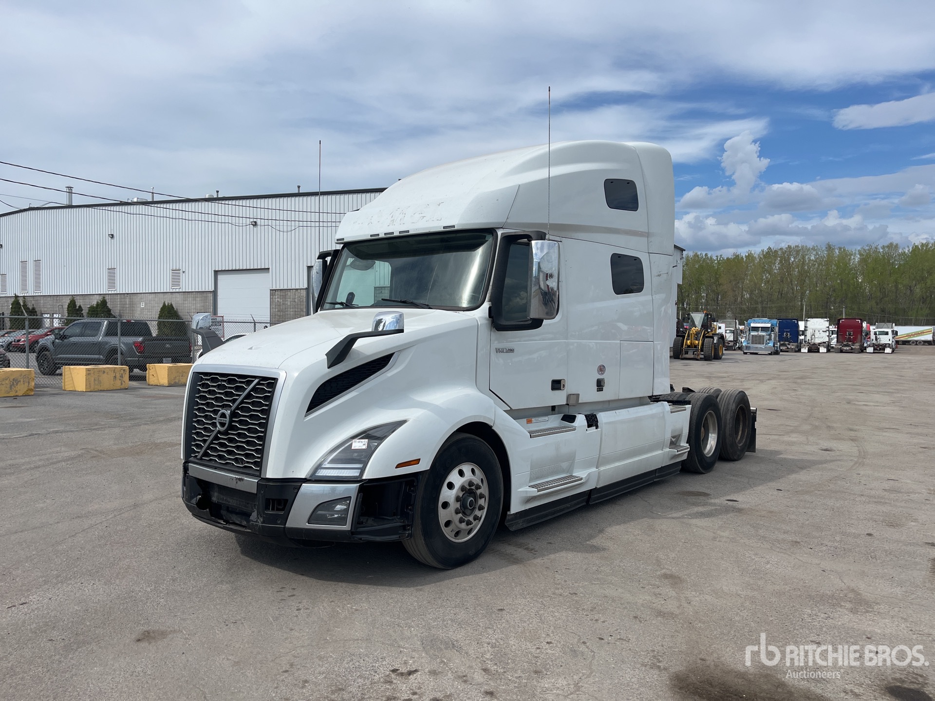 2023 Volvo VNL760 T/A Sleeper Truck Tractor