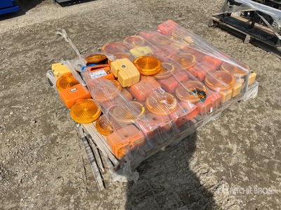 Quantity of Battery Beacon Lights