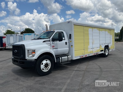 2021 Ford F-650 Super Duty 4x2 12 Bay Beverage Truck
