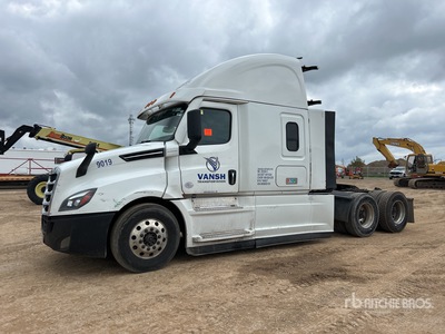 2021 Freightliner Cascadia 126 6x4 Sleeper Truck Tractor