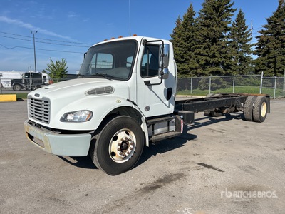 2018 Freightliner M2 106 4x2 Cabina y chasis
