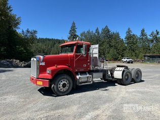 2001 Freightliner FLD120SD 6x4 T/A Day Cab Truck Tractor in Auburn ...