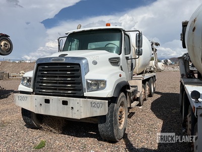 2012 Freightliner 12x4 Mixer Truck
