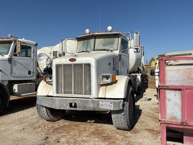 2007 Peterbilt 357 8x4 Mixer Truck