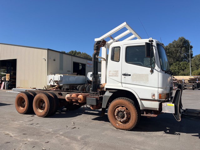 2009 Mitsubishi Fuso Fighter FV 500 6x4 Cab & Chassis 2009 Mitsubishi Fuso Fighter FV 500 6x4 Cab & Chassis