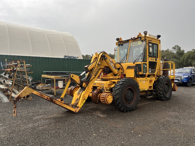 2011 Pettibone 445-E 4 ton 4X4 HiRail Rough Terrain Crane 2011 Pettibone 445-E 4 ton 4X4 HiRail Rough Terrain Crane