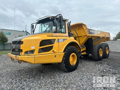 2013 Volvo A25F Camión Dumper Articulado