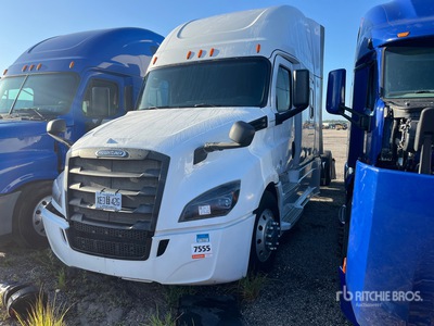 2019 Freightliner Cascadia 126 6x4 T/A Sleeper Truck Tractor (Inoperable)