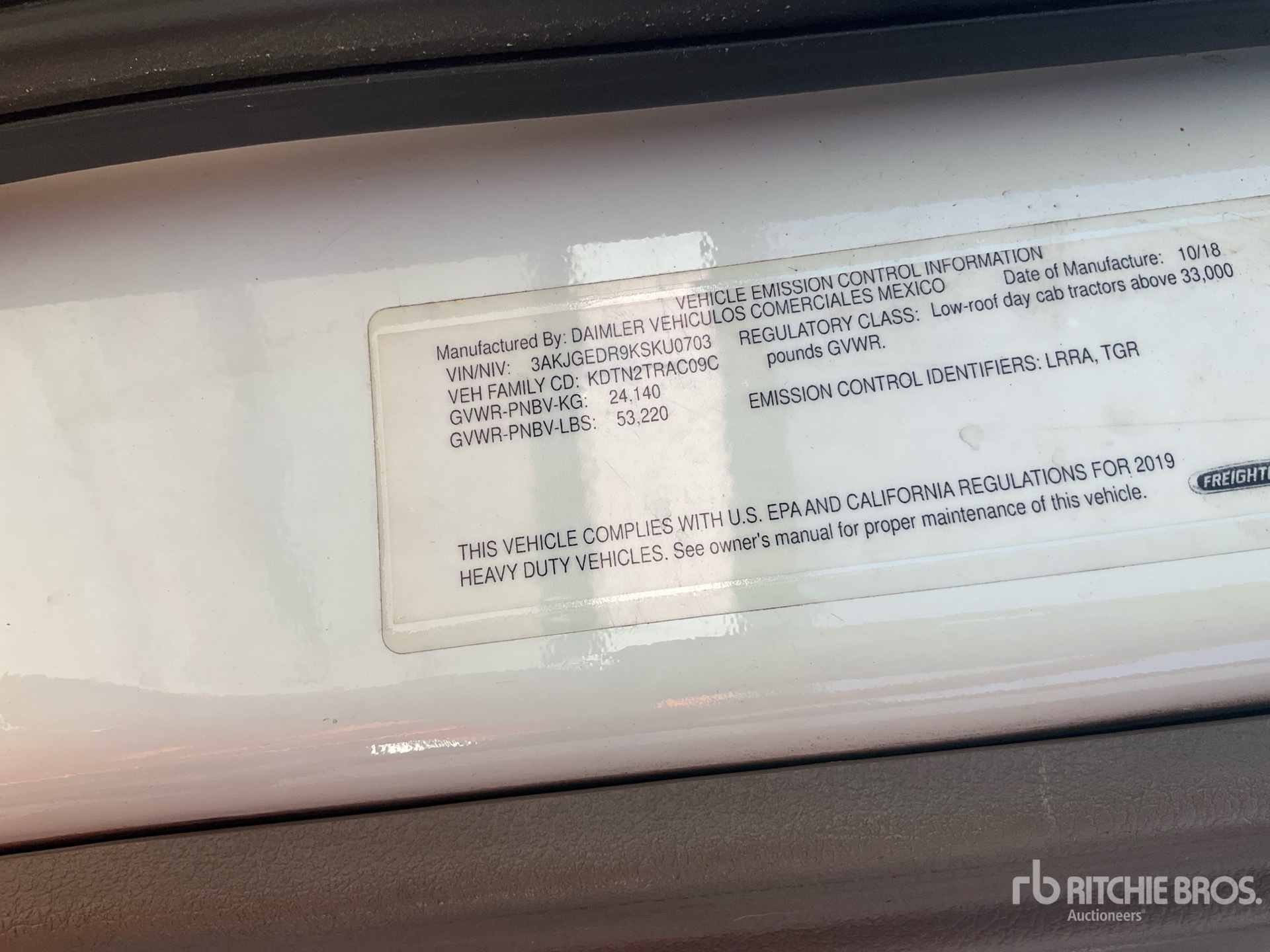 2019 Freightliner Cascadia 125 T/A Day Cab Truck Tractor