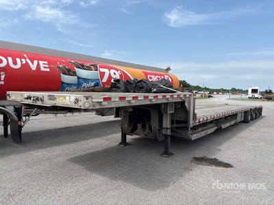 2020 Reitnouer 53 ft Tri/A Single Drop Step Deck Trailer