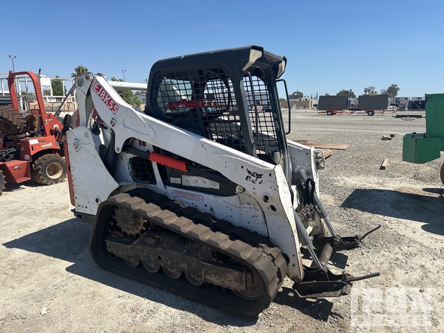MINI CARGADOR SOBRE ORUGAS 2016 BOBCAT T590