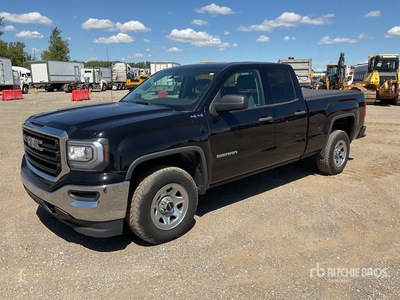 2018 GMC Sierra 1500 4x4 Extended Cab Pickup