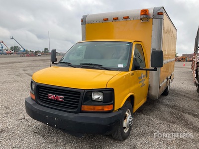 2007 GMC Savana 3500 4x2 Van Truck