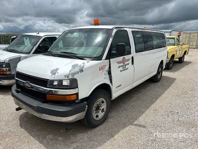 2003 Chevrolet Express 3500 Fourgonnette de passagers (Inoperable)