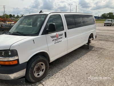 2017 Chevrolet Express 3500 Cargo Van (Inoperable)