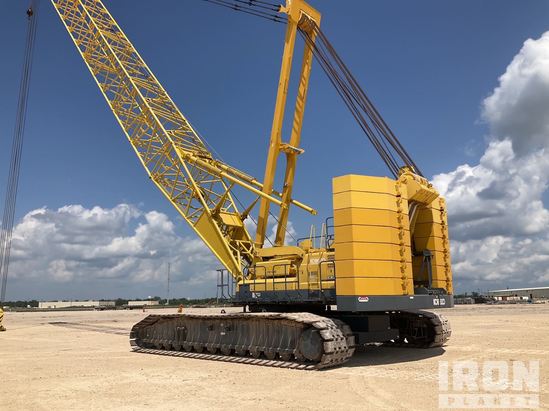 2014 (unverified) Kobelco CK2750 275 ton Lattice-Boom