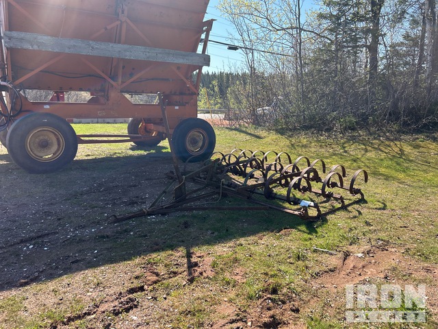 8 ft Spring Tooth Harrow | Ritchie Bros. Auctioneers