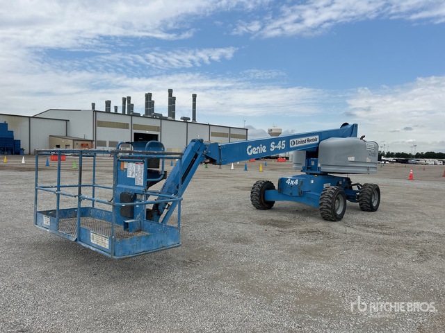 2014 Genie S-45 4WD Diesel Telescopic Boom Lift | Ritchie Bros. Auctioneers