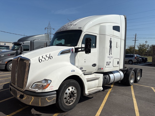 2019 Kenworth T680 6x4 T/A Sleeper Truck Tractor