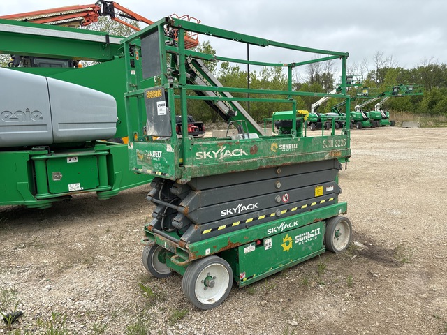 2016 Skyjack SJIII3226