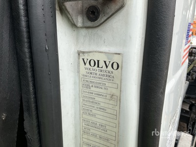 2016 Volvo VAH 6x4 Car Carrier Truck