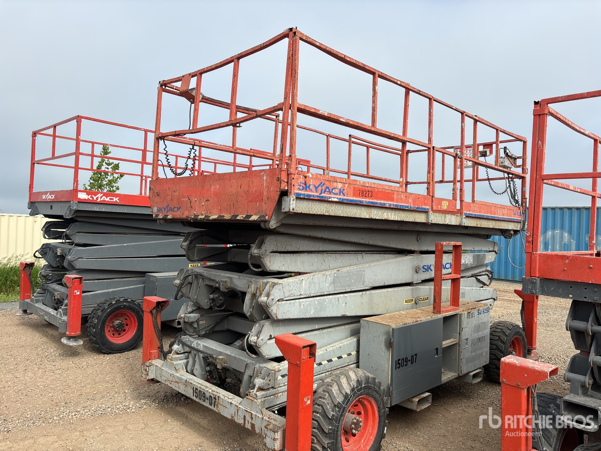 2007 Skyjack SJ9250RT Diesel Plateforme élévatrice à ciseaux (Inoperable)