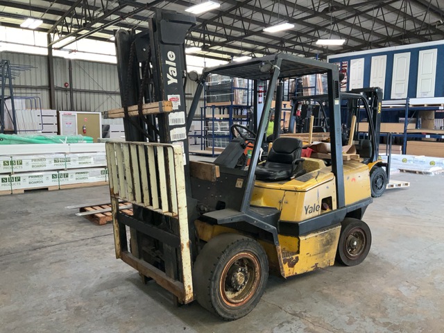 2005 Yale GDP080LJNPBV097