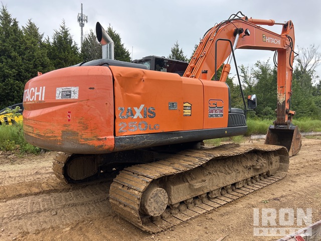 EXCAVADORA 2015 HITACHI EXCAVATOR