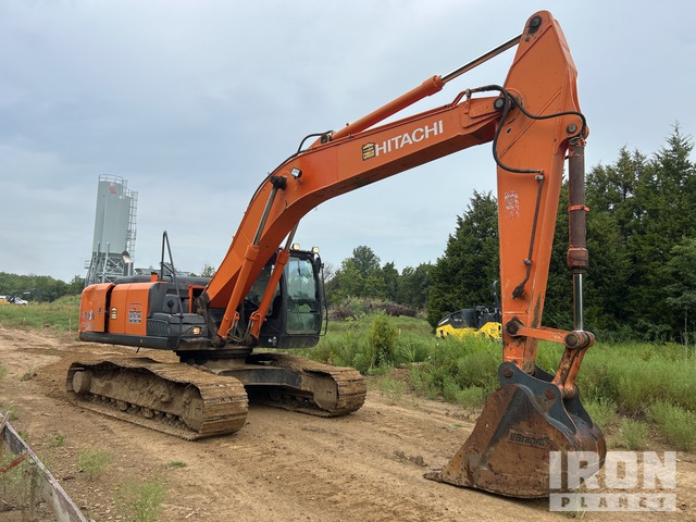 EXCAVADORA 2015 HITACHI EXCAVATOR